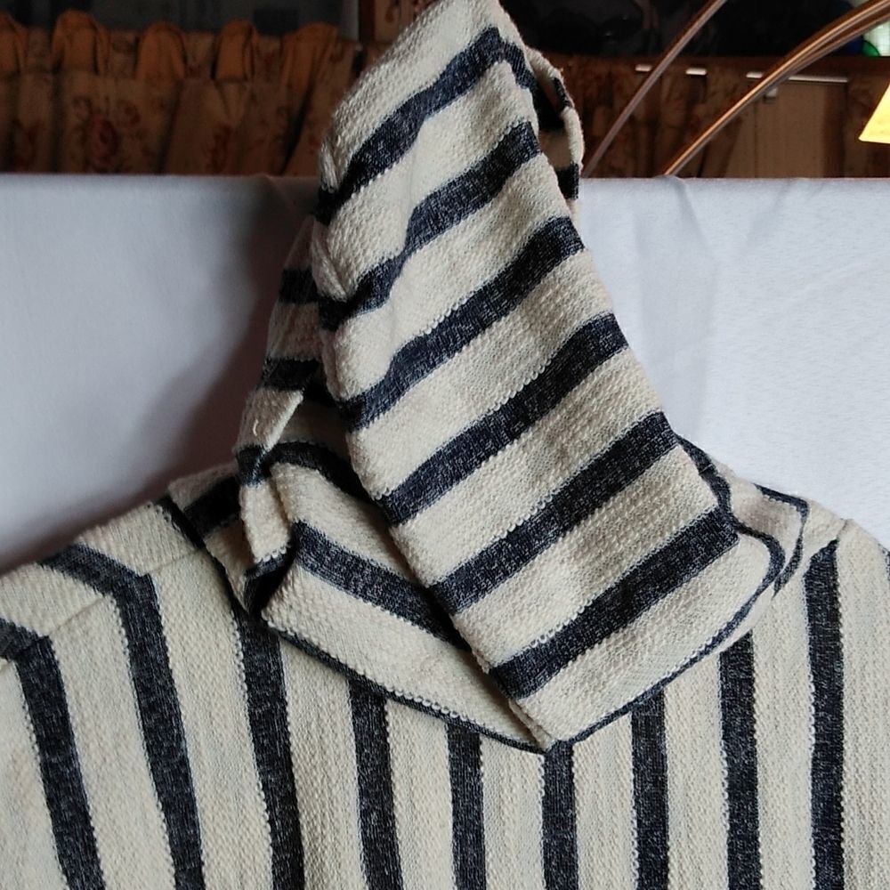 Per Seption Concept hooded tunic - Picture 4 of 4